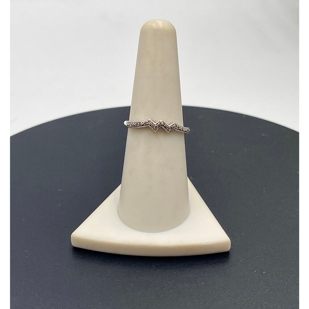 HK Sterling Silver 925 Wave Chip Diamond Band Ring‎ Size 7.5